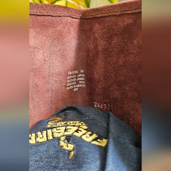 Freebird By Steven Burgundy Coal Size 10 EUC OG - Picture 6 of 6